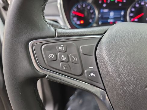 Used 2024 Chevrolet Equinox LT image 17