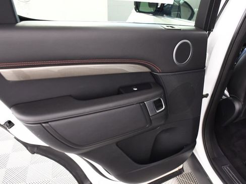 Used 2019 Land Rover Discovery HSE AWD/4WD image 26