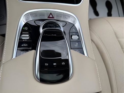 Used 2019 Mercedes-Benz S 560 4MATIC Sedan image 61