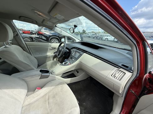 Used 2012 Toyota Prius Three FWD image 8