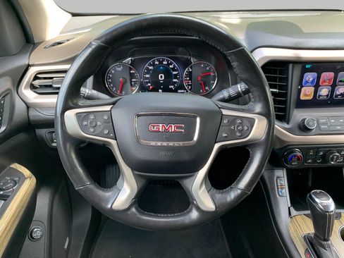 Certified 2019 GMC Acadia Denali w/ Technology Package AWD/4WD image 6