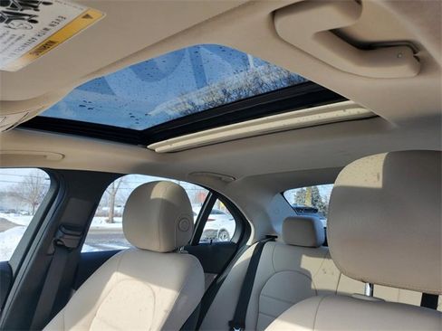 Used 2021 Mercedes-Benz C 300 4MATIC Sedan image 12