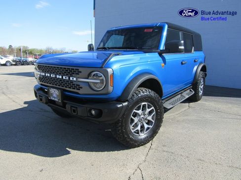 Certified 2025 Ford Bronco Badlands AWD/4WD image 38