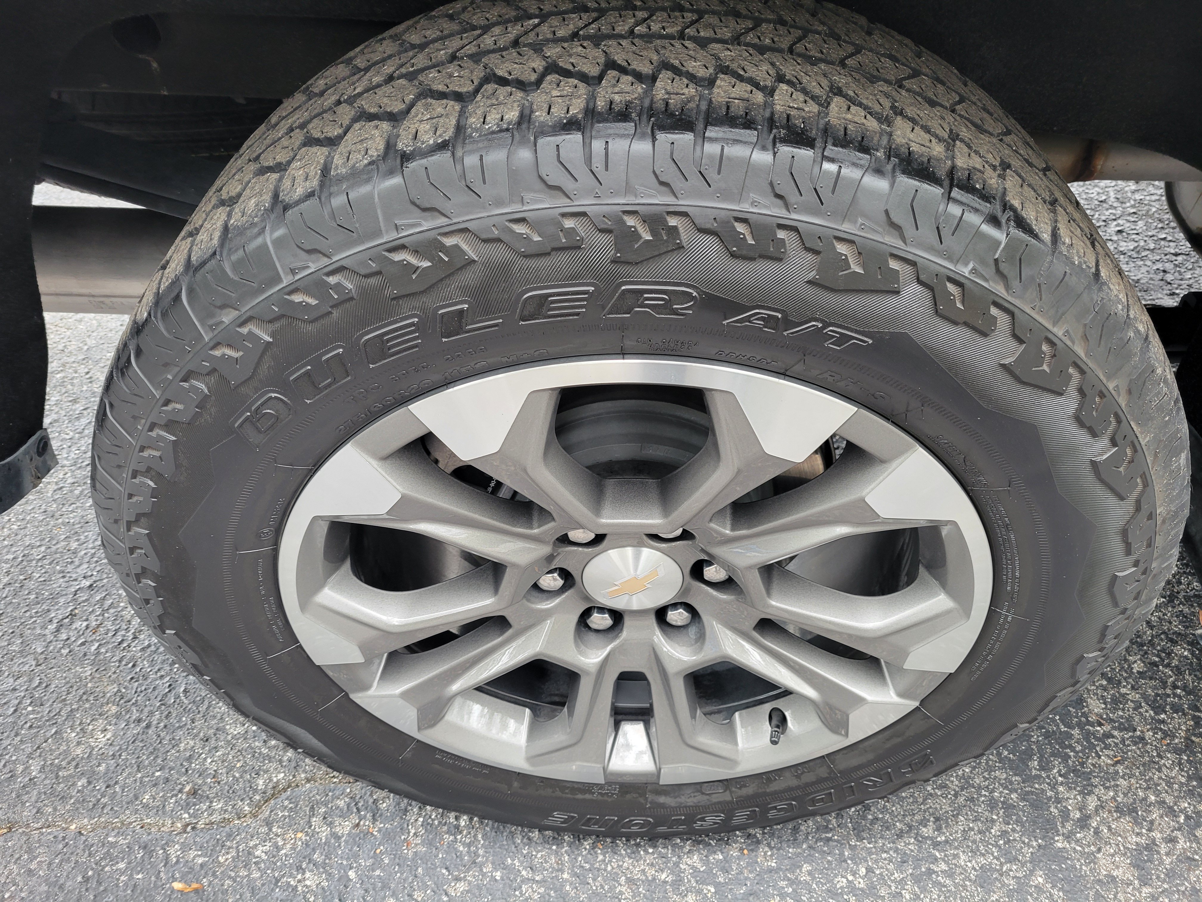 Used 2022 Chevrolet Silverado 1500 High Country w/ Z71 Off-Road Package AWD/4WD image 45