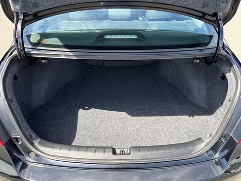 Used 2017 Honda Accord Touring image 13