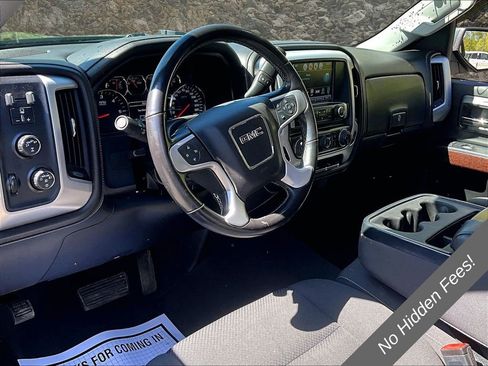 Used 2019 GMC Sierra 1500 SLE w/ SLE Value Package AWD/4WD image 12