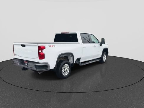 Used 2025 Chevrolet Silverado 2500 LT w/ Convenience Package AWD/4WD image 8