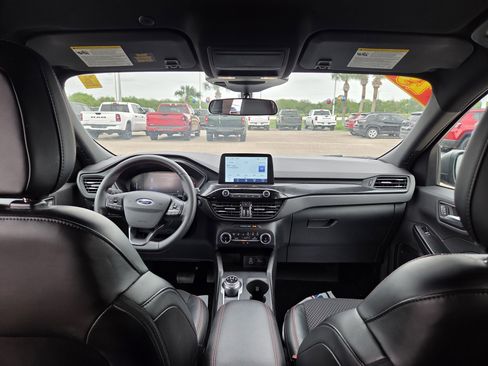 Used 2025 Ford Escape ST-Line FWD image 20