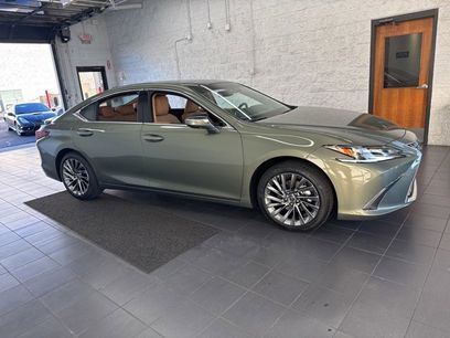 New 2025 Lexus ES 350 Ultra Luxury