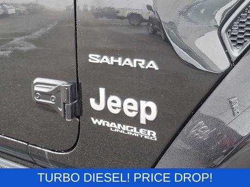 Used 2021 Jeep Wrangler Unlimited Sahara image 30