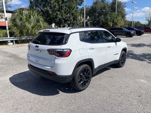 New 2025 Jeep Compass Latitude w/ Altitude Special Edition image 4