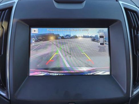 Used 2019 Ford Edge Titanium w/ Equipment Group 301A image 14