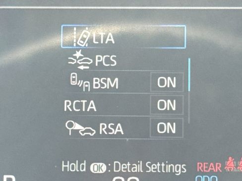 Used 2025 Toyota RAV4 XLE AWD/4WD image 19