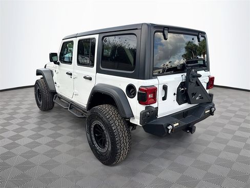 Used 2022 Jeep Wrangler Unlimited Sport S image 8