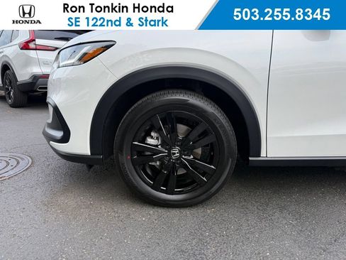 Used 2026 Honda HR-V Sport image 4