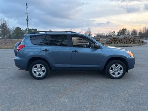 Used 2012 Toyota RAV4 FWD image 5