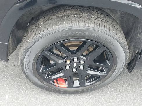 Certified 2021 Chevrolet Traverse Premier w/ Redline Edition AWD/4WD image 5