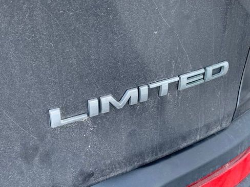 Used 2016 Jeep Cherokee Limited AWD/4WD image 5