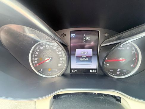 Used 2015 Mercedes-Benz C 300 4MATIC Sedan image 15