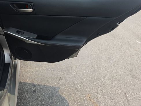 Used 2019 Lexus IS 300 F Sport AWD/4WD image 30
