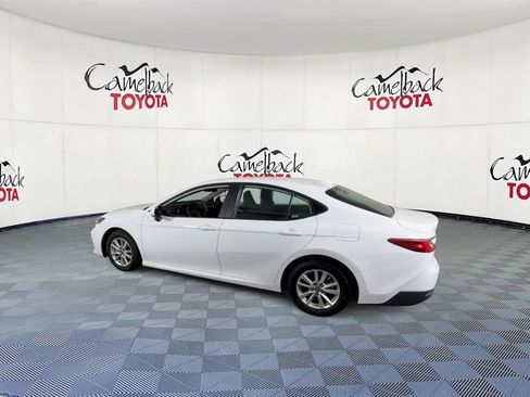 Used 2025 Toyota Camry LE FWD image 8