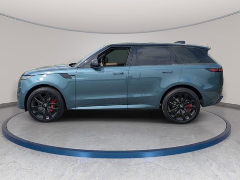 Certified 2025 Land Rover Range Rover Sport Dynamic SE AWD/4WD image 8