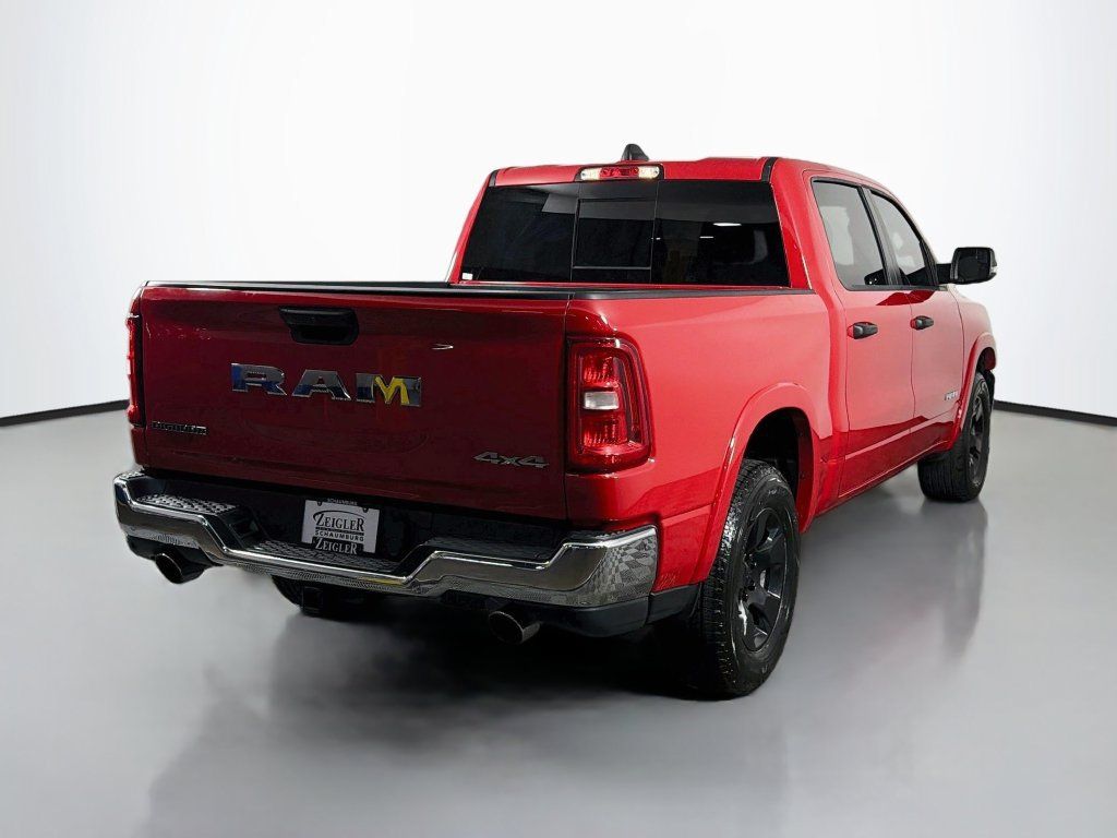 Used 2025 RAM 1500 Big Horn AWD/4WD image 7