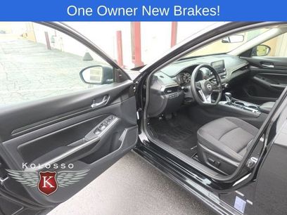 Used 2024 Nissan Altima 2.5 SV