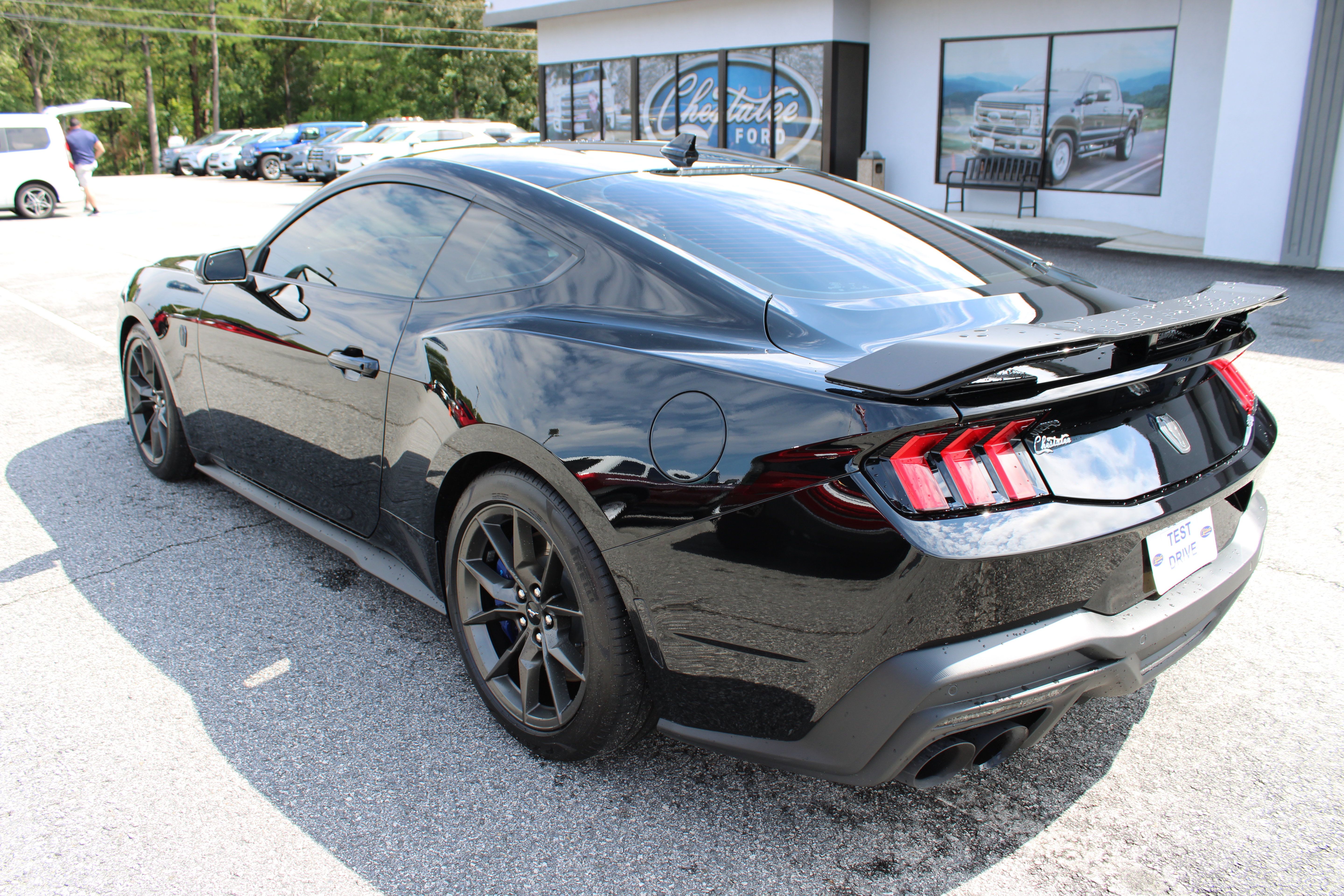 Used 2026 Ford Mustang Dark Horse RWD image 8
