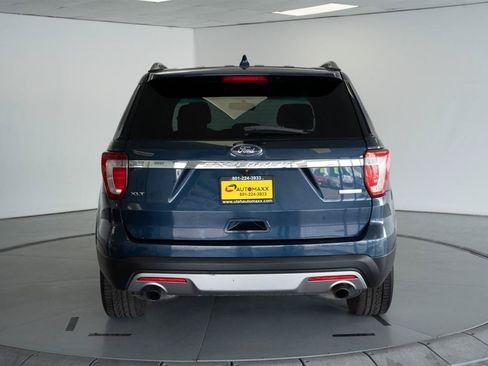 Used 2016 Ford Explorer XLT w/ Equipment Group 201A FWD image 7