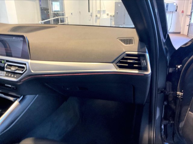 Used 2019 BMW 330i xDrive Sedan AWD/4WD image 21
