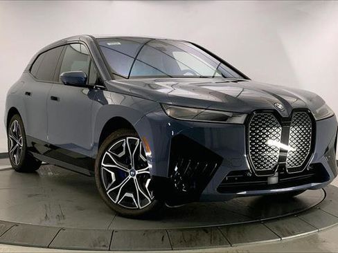 New 2025 BMW iX xDrive50 w/ Premium Package image 11