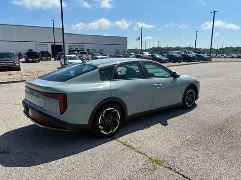 Used 2025 Kia K4 EX FWD image 10