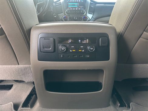 Used 2020 Chevrolet Tahoe LT image 25