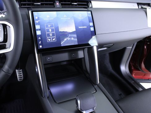New 2026 Land Rover Discovery Sport Landmark AWD/4WD image 19