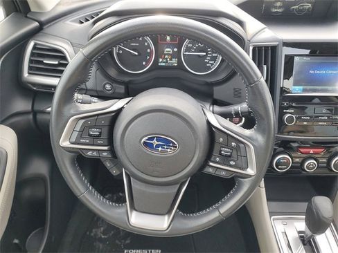 Certified 2022 Subaru Forester Premium image 15