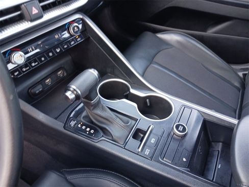 Used 2023 Kia K5 GT-Line image 11