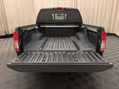 Used 2020 Nissan Frontier SV image 10