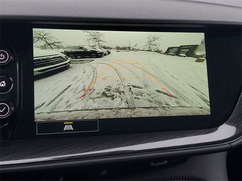 Certified 2023 Buick Envision Essence image 27