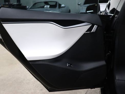 Used 2018 Tesla Model S P100D image 14