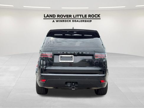 Used 2024 Land Rover Discovery Dynamic SE AWD/4WD image 7