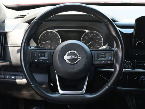 Used 2022 Nissan Pathfinder SL FWD image 10