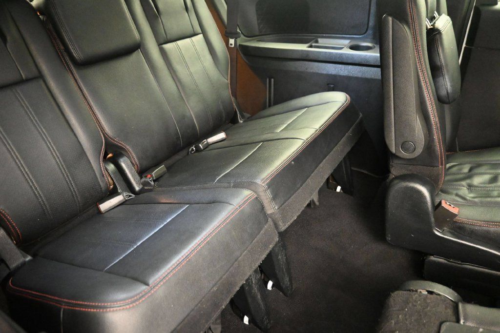 Used 2020 Dodge Grand Caravan GT FWD image 11