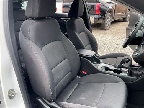 Used 2016 Chevrolet Malibu LS image 9