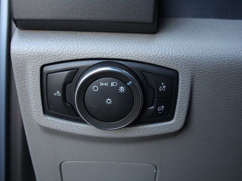 Used 2021 Ford F250 XLT w/ FX4 Off-Road Package AWD/4WD image 31