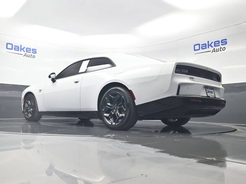 Used 2025 Dodge Charger Daytona R/T AWD/4WD image 35