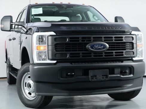 Used 2024 Ford F350 XL w/ Snow Plow Prep Package image 4
