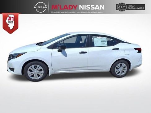 New 2025 Nissan Versa S image 4