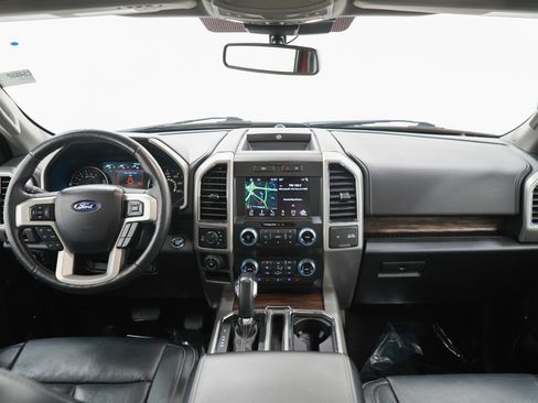 Used 2019 Ford F150 Lariat w/ Equipment Group 502A Luxury AWD/4WD image 13