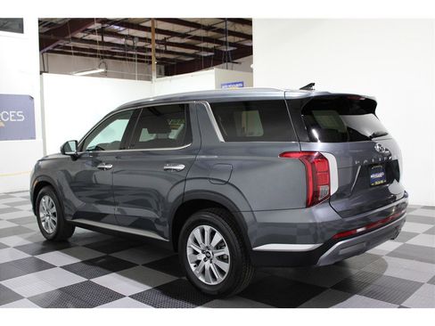 Used 2025 Hyundai Palisade SEL image 6